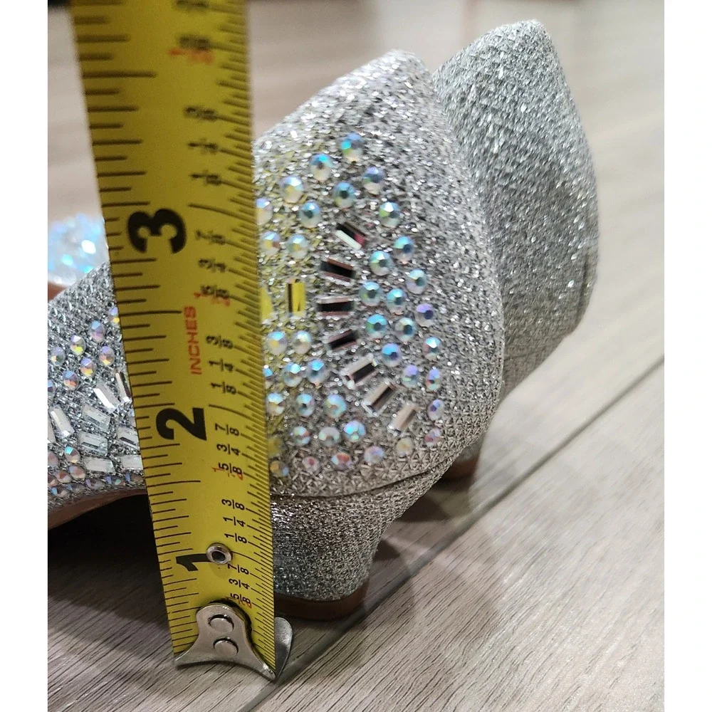 Girls Size 10 Silver Glitter Rhinestone Low Heel Pumps Dress Up Shoes Holiday